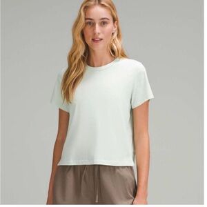 Lululemon Classic Fit Cotton Blend Tee Kohlrabi green